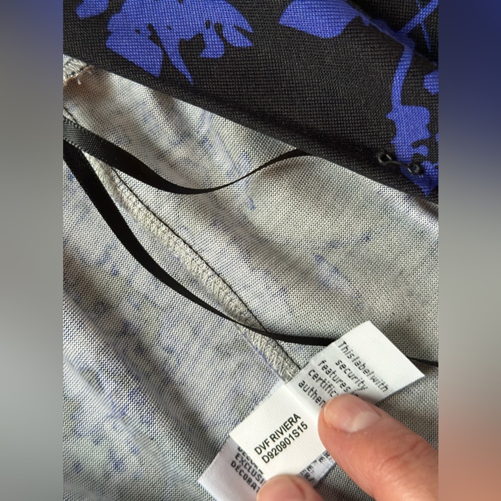 Diane Von Furstenberg Black and Blue Floral Dress - Picture 9 of 12